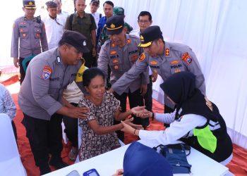 Polres Ngawi Gelar Bakti Kesehatan Gratis untuk Warga Padas
