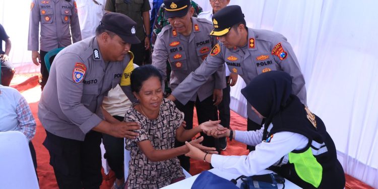 Polres Ngawi Gelar Bakti Kesehatan Gratis untuk Warga Padas