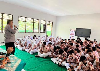 Polres Ngawi Gelar Police Go To School di SMPN 2 Ngrambe