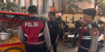 Dukung UMKM, Personel Polres Gowa Lakukan Patroli dan Dialogis
