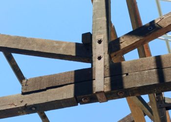 Miris ! Kontruksi Buruk Proyek Pembangunan Ruang Kelas SDN Kwatu Terkesan Asal-asalan