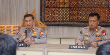 Press Conference Terkait Situasi Kamtibmas Pasca Satu Tahun Pemerintahan Prabowo–Gibran, Kapolda Sulsel : Situasi Tetap Aman dan Kondusif