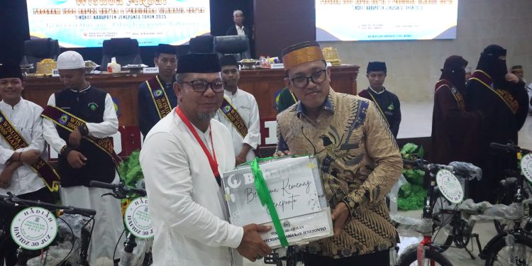 Wisuda Akbar Program 1000 Hafiz Qur’an & Pendidikan Tilawati Qur’an Kabupaten Jeneponto 2025 “Generasi Qur’ani Pilar Jeneponto Bahagia”