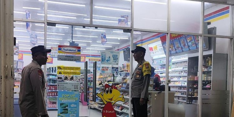 Polsek Paron Polres Ngawi Tingkatkan Patroli Jaga Obvit dan Pemukiman