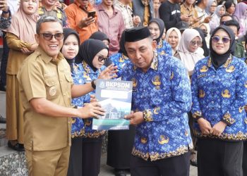 Pemkab Jeneponto Serahkan 6.139 SK PPPK Paruh Waktu, Bupati Tekankan Disiplin Dan Integritas ASN