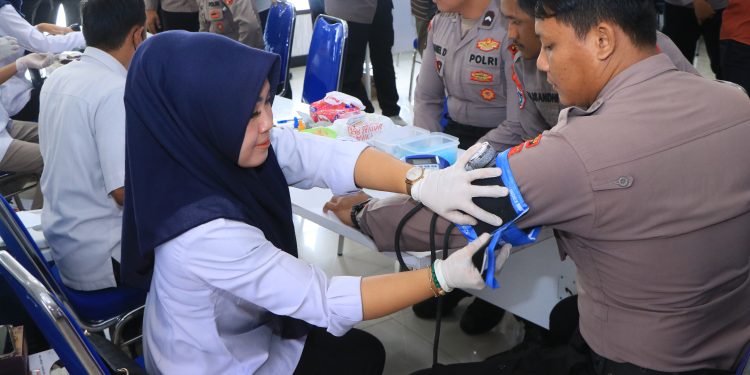 Polres Ngawi Gelar Donor Darah, Wujud Kepedulian Sosial dan Kesehatan Personel