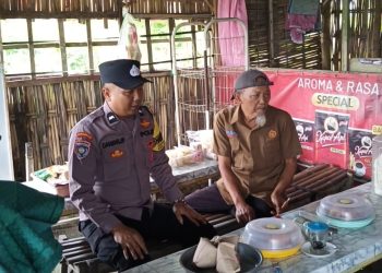 Mas Bhabin Ngawi Beri Imbauan Kadarkum Warga Kedunggalar