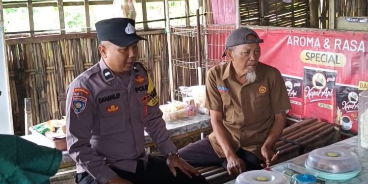 Mas Bhabin Ngawi Beri Imbauan Kadarkum Warga Kedunggalar