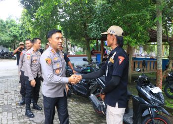 Pastikan Kamtibmas Kondusif, Kapolres Cek Giat Masyarakat Ngawi