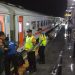 Patroli Stasiun Kereta Api di Walikukun, Polres Ngawi Tingkatkan Harkamtibmas Jelang Imlek dan Ramadhan