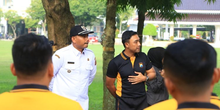 Dukung Gerakan Indonesia ASRI, TNI–Polri dan Pemda Ngawi Korve Bersama Wujudkan Lingkungan Bersih dan Sehat