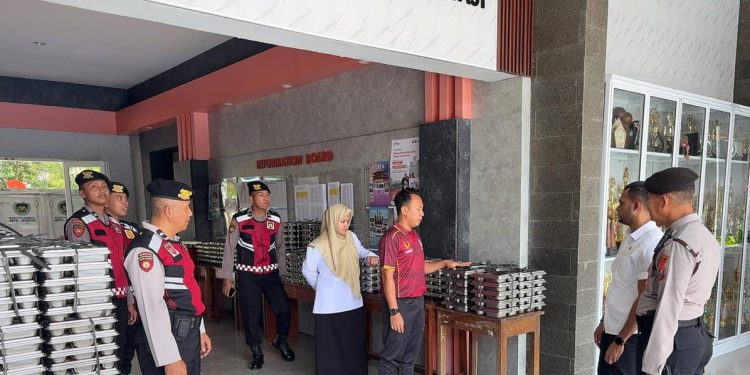 Sat Samapta Polres Ngawi Gelar Patas di SMAN 1 Ngawi