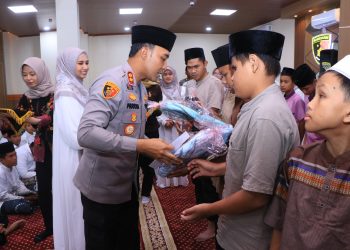 Peringatli Nuzulul Quran, Kapolres Ngawi Membersamai Anak Yatim di Aula Barnadip