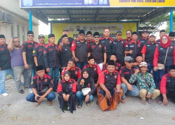 BRIKOM Madas Nusantara DPW Jatim Bagikan 500 Takjil di Suramadu, Perkuat Kepedulian Sosial di Bulan Ramadan