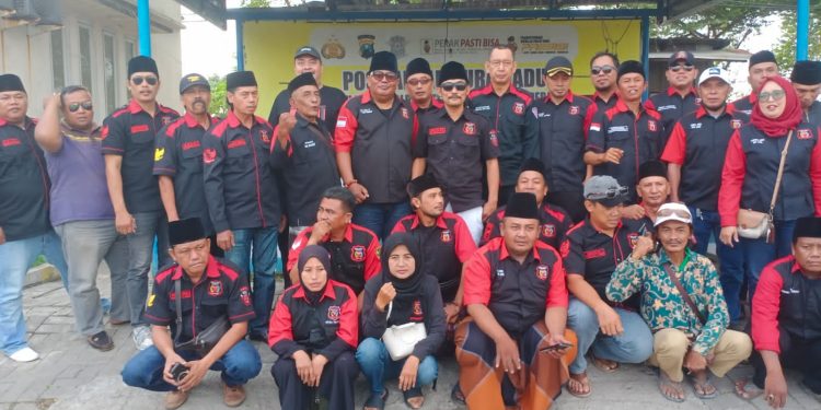 BRIKOM Madas Nusantara DPW Jatim Bagikan 500 Takjil di Suramadu, Perkuat Kepedulian Sosial di Bulan Ramadan