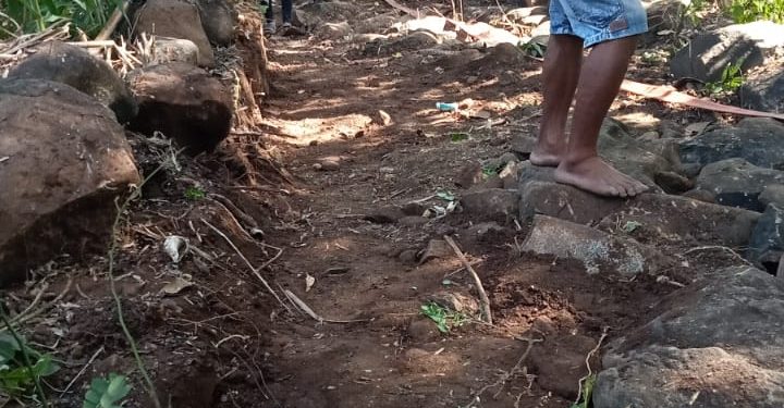 Warga Desa Bulusuka Gelar Gotong Royong Di Dusun Tappalalo