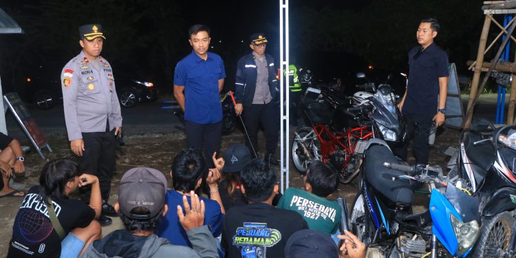Pimpin Patroli Malam, Kapolres Ngawi: Wujudkan Keamanan dan Kenyamanan Warga adalah Komitmen