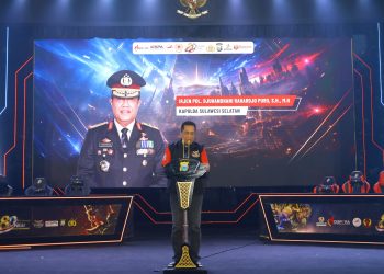 Closing Ceremony Tournament E-Sport Kapolda Cup Road to Kapolri Cup 2026, Kapolda Sulsel Serahkan Piala Bergilir