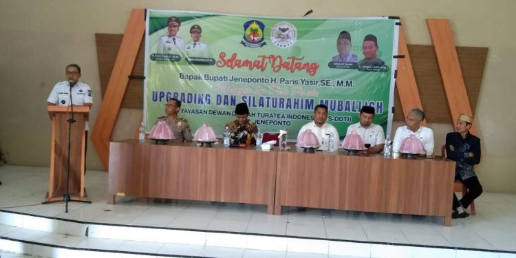 Bupati Jeneponto Hadiri Upgrading dan Silaturahim Muballigh Yayasan Dewan Dakwah Turatea Indonesia Bertempat Di Ruang Pola Kantor Camat Bontoramba