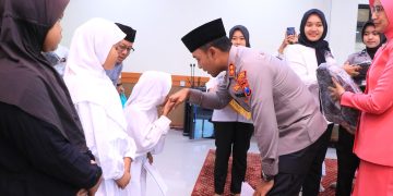 Peringati Hari Bhayangkara ke-80, Kapolres Ngawi Santuni Anak Yatim