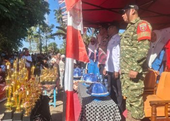 Semarakkan HUT RI ke-81, Babinsa Koramil 1409-08/Bontonompo Dampingi Lomba Gerak Jalan di Tamallayang