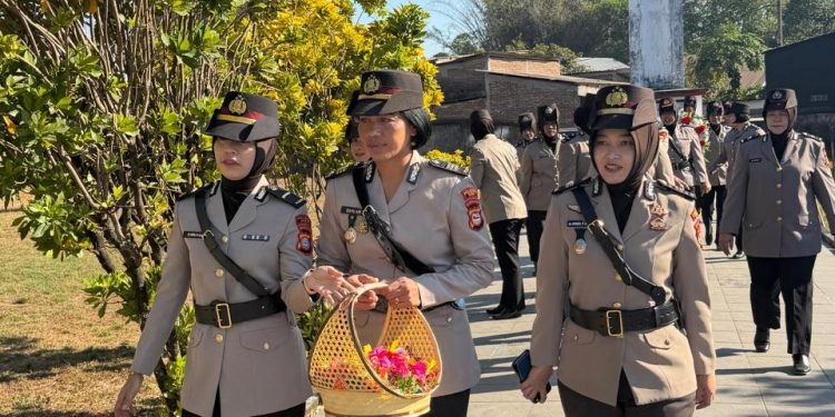 Sambut HUT Polwan ke-78, Polwan Polresta Gowa Rawat Silaturahmi dengan Para Senior