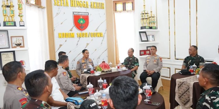 Pererat Sinergitas TNI-Polri, Kapolresta Gowa Jalin Silaturahmi Perdana ke Kodim 1409/Gowa