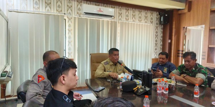 Rapat Perdana Usai Dilantik, Dr. Aspa Muji Pimpin Persiapan HUT ke-81 Kemerdekaan RI di Jeneponto