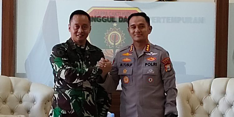 Perkuat Soliditas TNI-Polri, Kapolresta Gowa Silaturahmi ke Divif 3 Kostrad