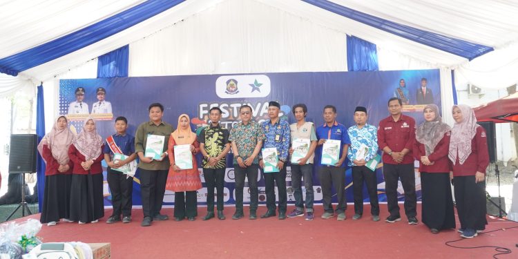 Kadis Perpustakaan dan Kearsipan Tutup Festival Literasi Jeneponto 2026, Apresiasi Kreativitas Anak Sejak Dini