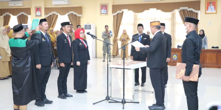 Bupati Jeneponto Lantik Tiga Pejabat, Tekankan Peningkatan Kinerja dan Pelayanan Publik